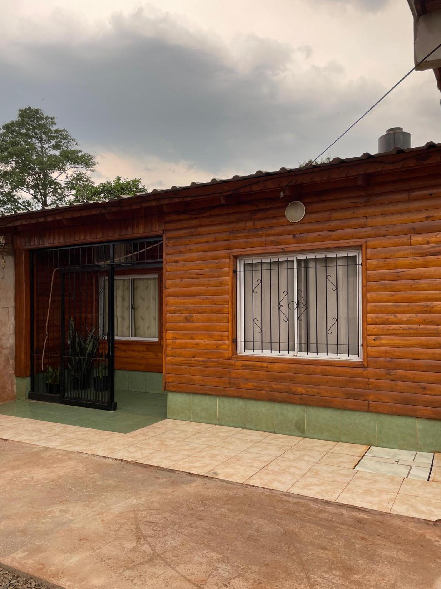 Alojamiento Facundo Puerto Iguazú Exterior foto